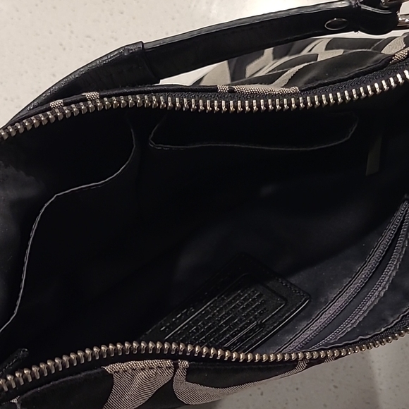 Coach Black and Cream Bags - Picture 3 of 4